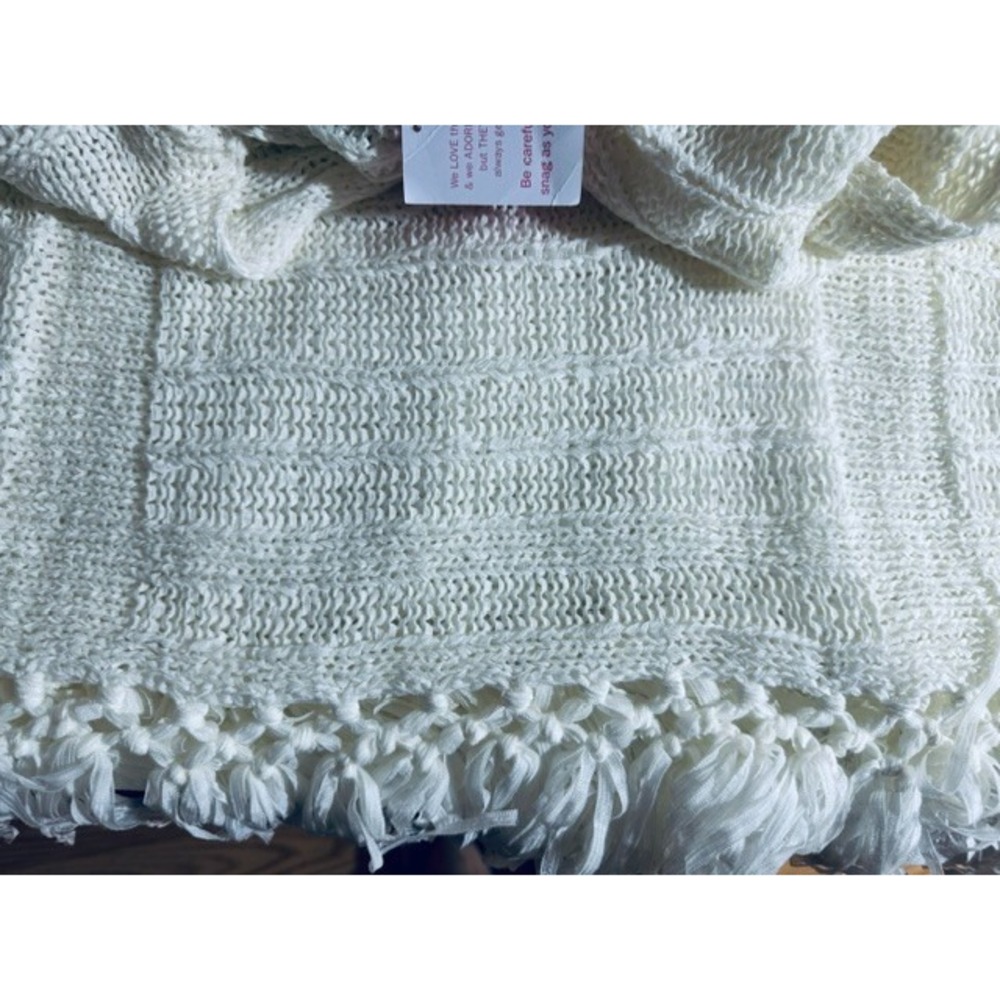 NWT Lilly Pulitzer Luca Sweater Resort White Fringe Hem Sleeveless M - Picture 4 of 12